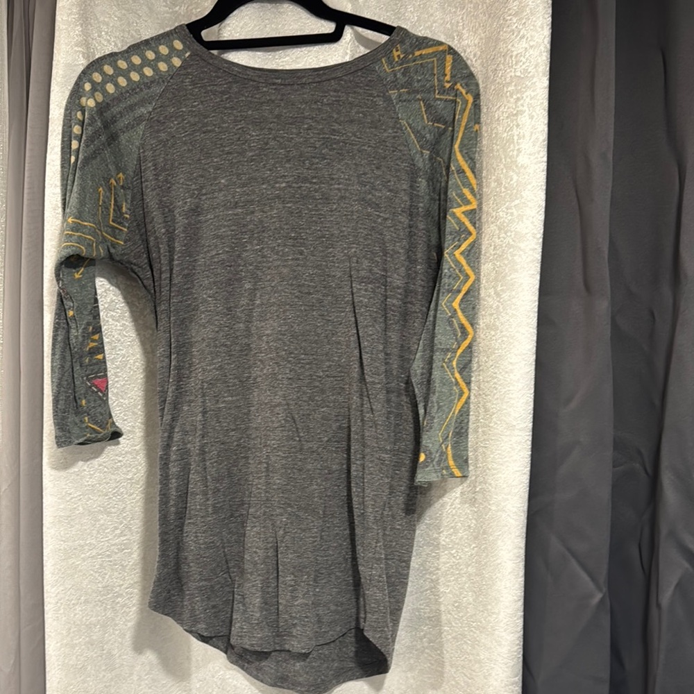 LuLaRoe Gray and Green Asymmetrical Tunic